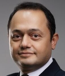 Hikmet Özkavaf